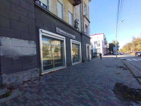 комерційна за адресою Дмитра Яворницького просп. (Карла Маркса), 101