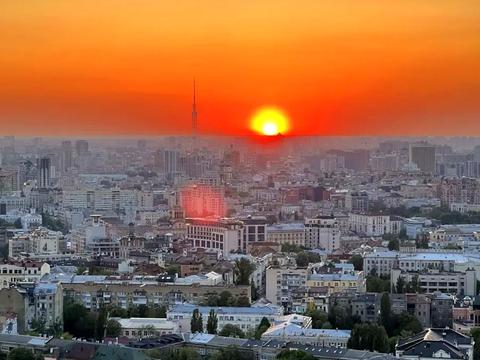 комерційна за адресою Кловський узвіз, 7