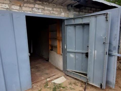паркомісце за адресою Азербайджанська вул., 32а