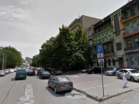 комерційна за адресою Челюскина, 3