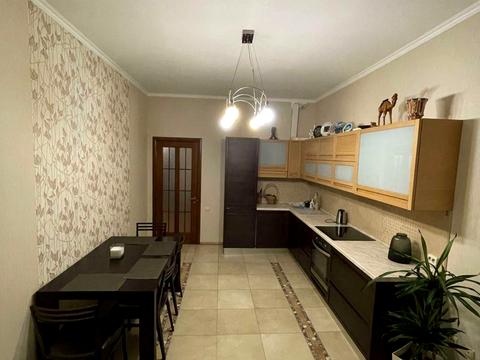 квартира за адресою Шота Руставелі вул., 44