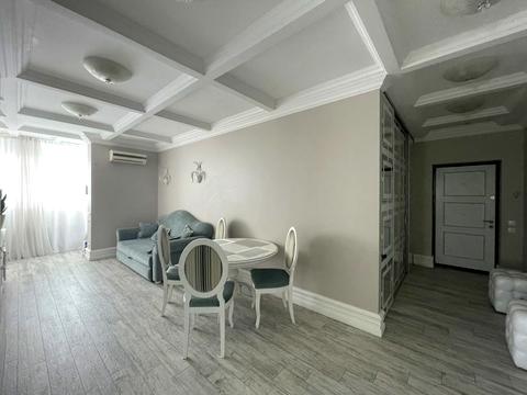 квартира по адресу Семьи Кульженков ул. (Дегтяренко Петра), 35