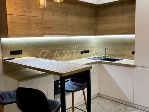 квартира за адресою Дніпровська набережна вул., 16-Г