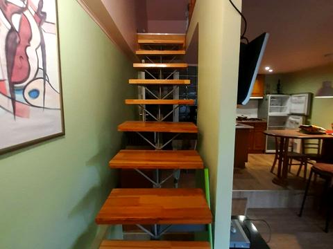 будинок за адресою Монтажників вул., 37