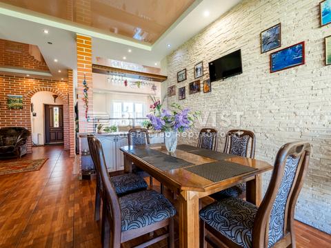 будинок за адресою Богдана Хмельницького вул.