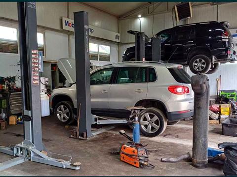 комерційна за адресою с. Зимна Вода, Кільцева дорога вул., 40