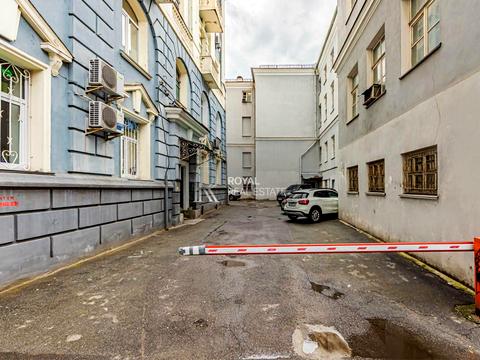 коммерческая по адресу Богдана Хмельницкого, 9