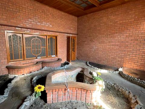 будинок за адресою Зміїв, Квітковий, 4