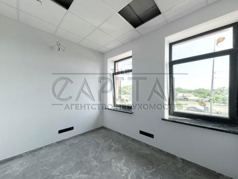 комерційна за адресою Передова вул., 1