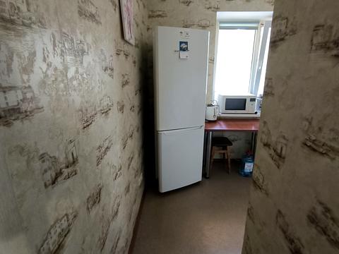 кімната за адресою Київ, Ореста Левицького вул. (Академіка Курчатова), 18