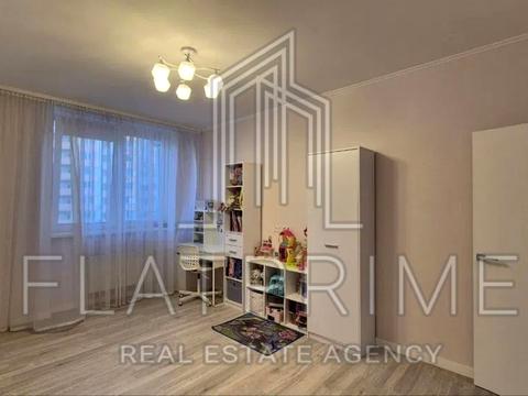 квартира по адресу Олены Пчилки ул., 8