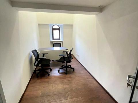 коммерческая по адресу Большая Васильковская ул. (Красноармейская), 1