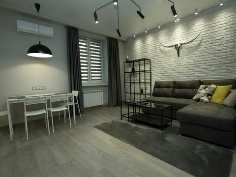 квартира за адресою Соборна вул. (Радянська), 12