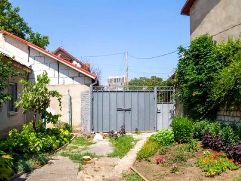 будинок за адресою Бригадна вул., 15А