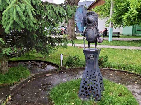 комерційна за адресою Європейська вул. (Радянська), 4-Б