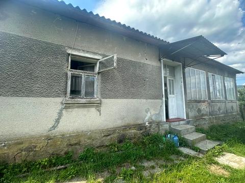 будинок за адресою Центральна