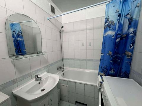квартира за адресою Володимира Момота вул., 40