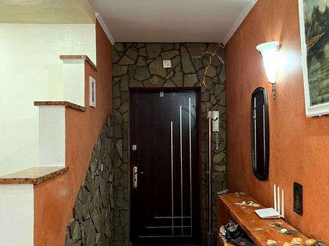 квартира за адресою Авіаконструктора Антонова вул., 4-Б