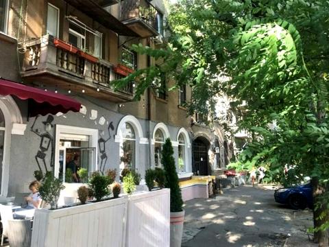 комерційна за адресою Троїцька вул., 28