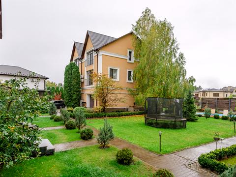 будинок за адресою смт. Козин, Нова вул., 54-А