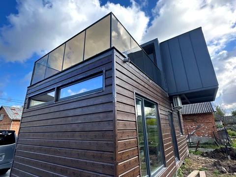 будинок за адресою Олександра Довженка вул.