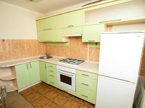 квартира по адресу Андрея Мельника ул.