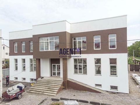 коммерческая по адресу Парковая