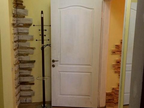 комерційна за адресою  Українських Героїв пл. (Льва Толстого), 3