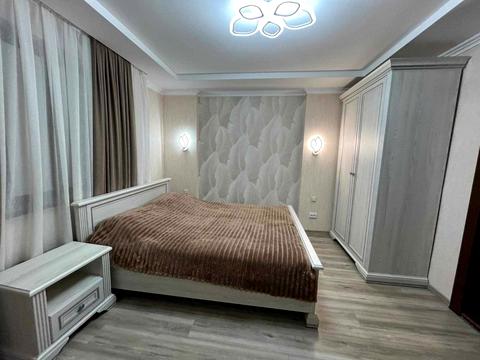 будинок за адресою Героїв Небесної Сотні