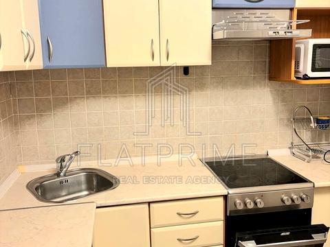квартира за адресою Анни Ахматової вул., 8