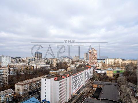 комерційна за адресою Кловський узвіз (Кловський), 7a