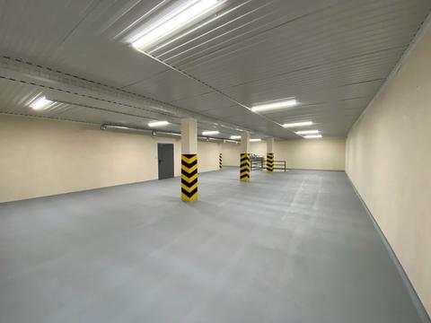 комерційна за адресою Васильківська, 8