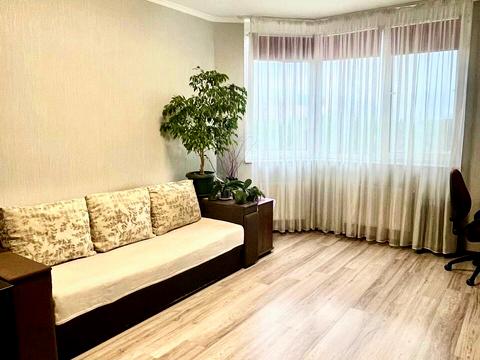 квартира за адресою Василя Симоненка вул., 5-А