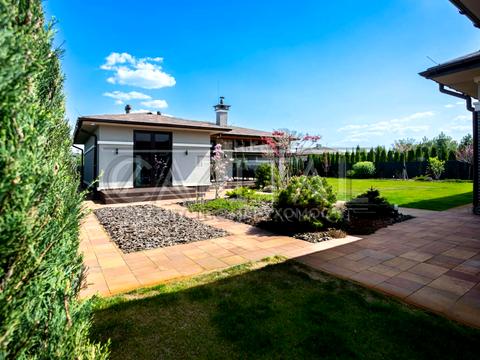 дом по адресу Золочівська