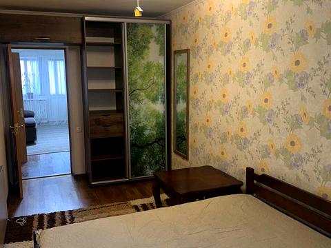 квартира за адресою В'ячеслава Чорновола вул., 5