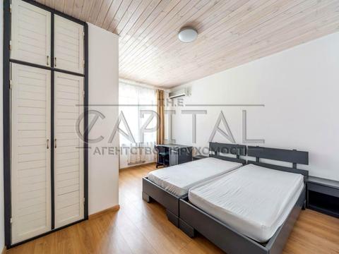 будинок за адресою Абрикосова вул.