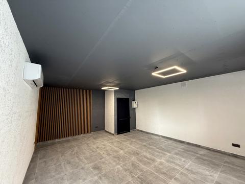 комерційна за адресою Текстильна вул., 24