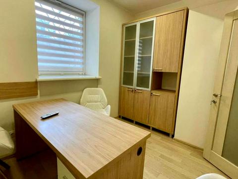 комерційна за адресою Печенізька вул., 16