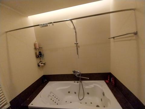 квартира за адресою Українська вул., 48