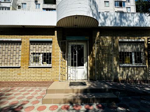 комерційна за адресою Вадима Пугачова вул. (Московська), 18