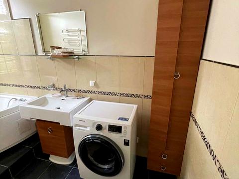 квартира за адресою Почайнинська вул., 23