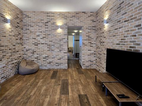 квартира за адресою Братська вул., 10