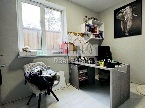 будинок за адресою Українська вул.