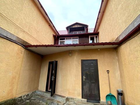 будинок за адресою Озерна вул.