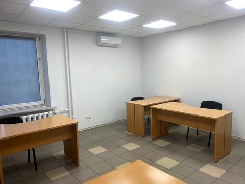 комерційна за адресою Левка Лук'яненка вул. (Маршала Тимошенка), 29-В