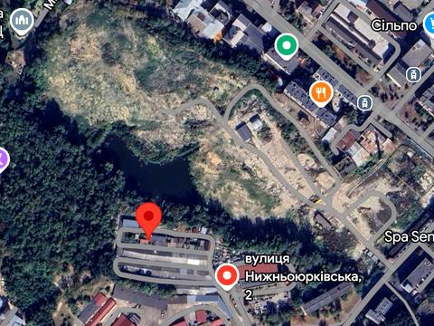 паркомісце за адресою Нижньоюрківська вул., 2