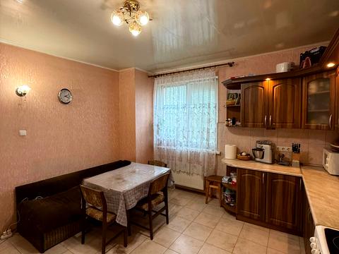 квартира за адресою Генерала Генадія Воробйова вул. (Курська), 13-Е