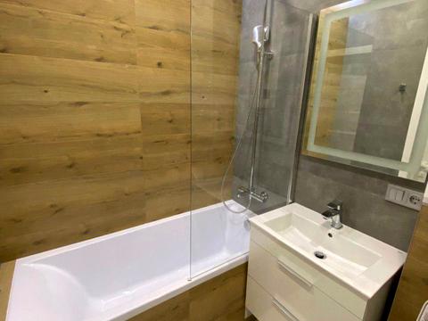 квартира за адресою Дніпровська набережна вул., 16-Г