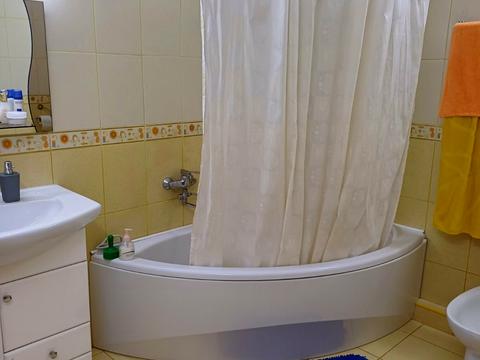 квартира за адресою Святошинська пл., 1