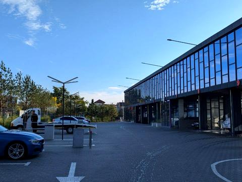 комерційна за адресою Рівне, Пасхальна, 28